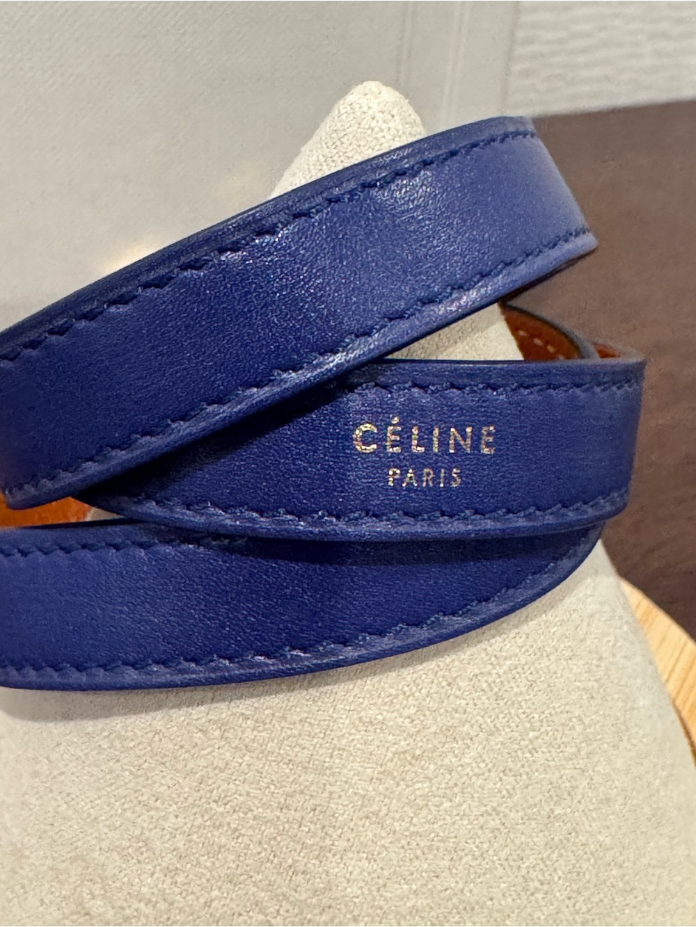 CELINE Triple Wrap Leather Bracelet Navy Calfskin Gold-Tone Hardware Phoebe Era - Picture 5 of 7